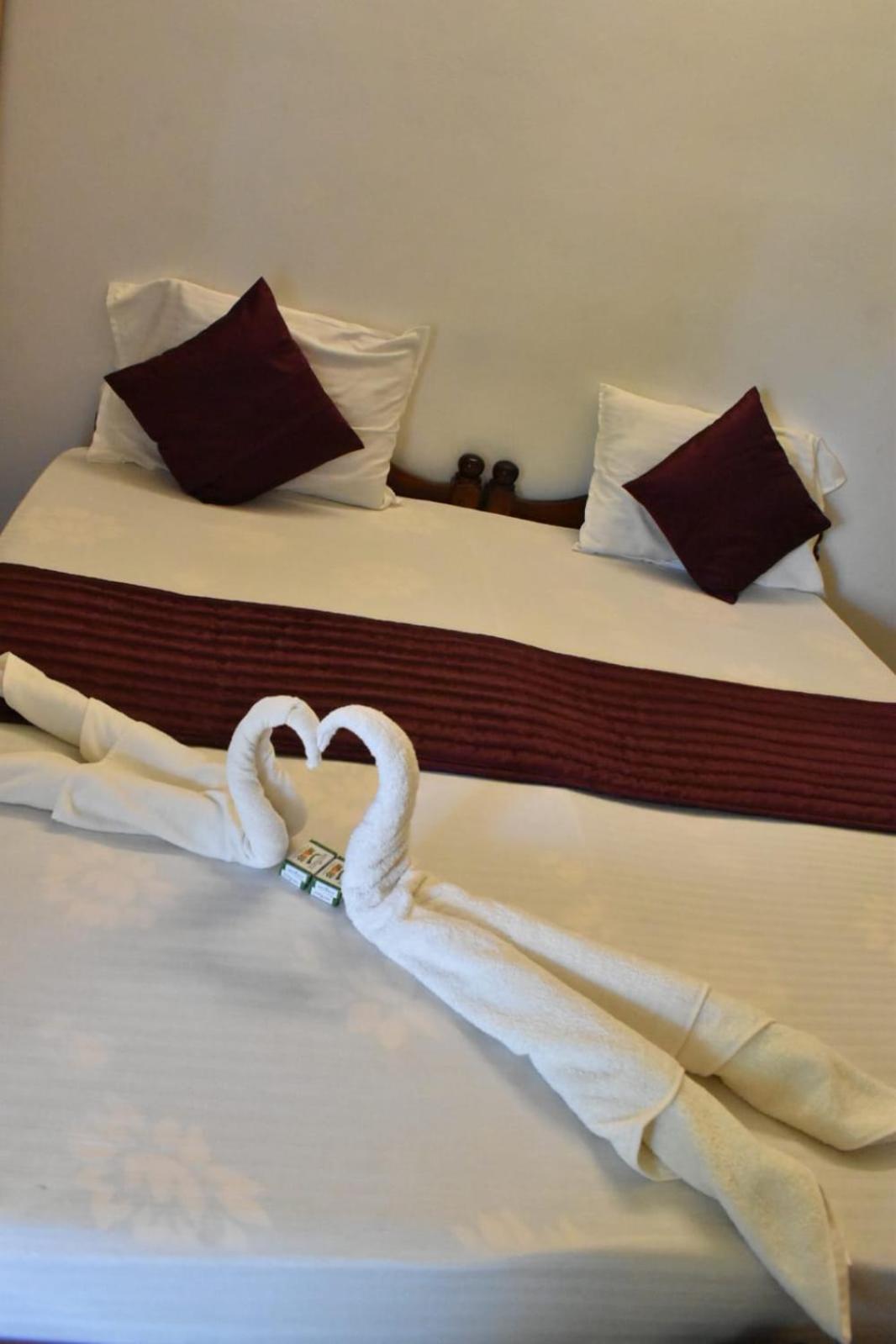 Le Coco Beach Resort Varkala Bagian luar foto
