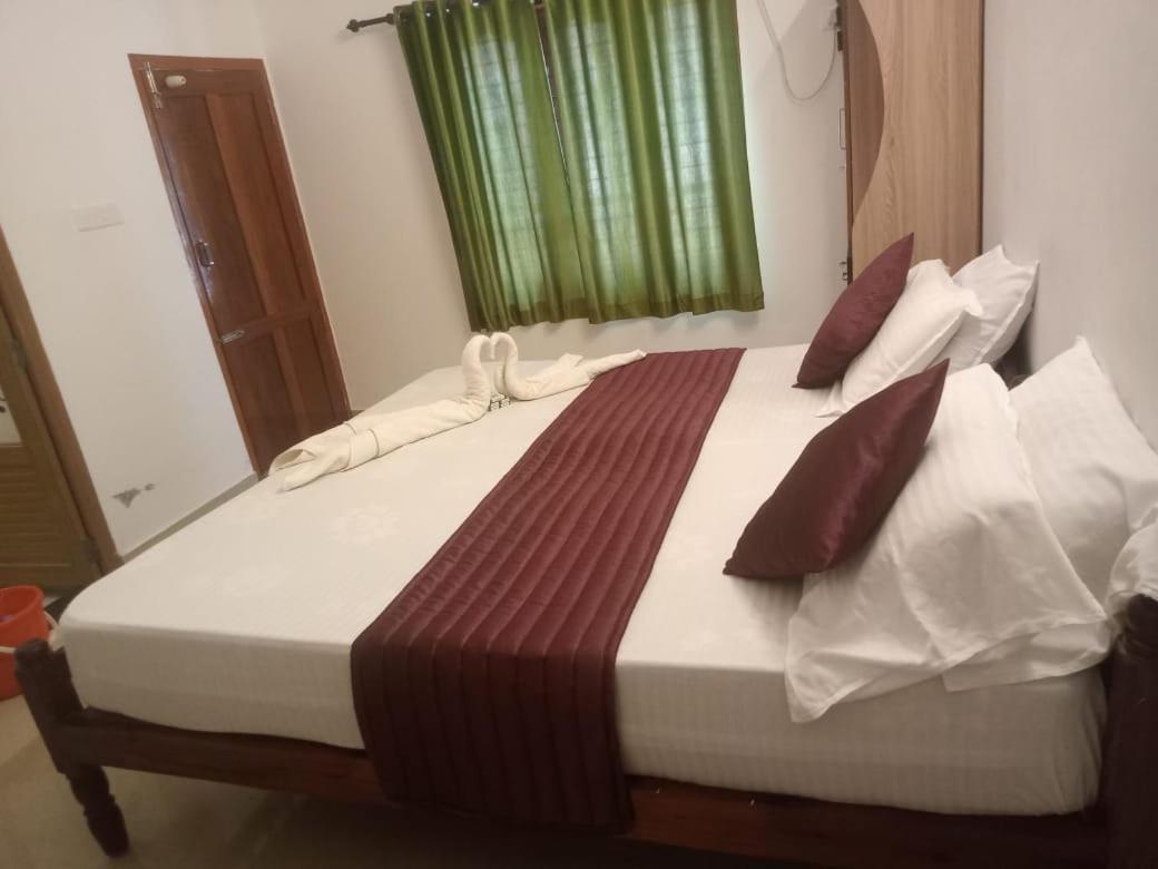 Le Coco Beach Resort Varkala Bagian luar foto